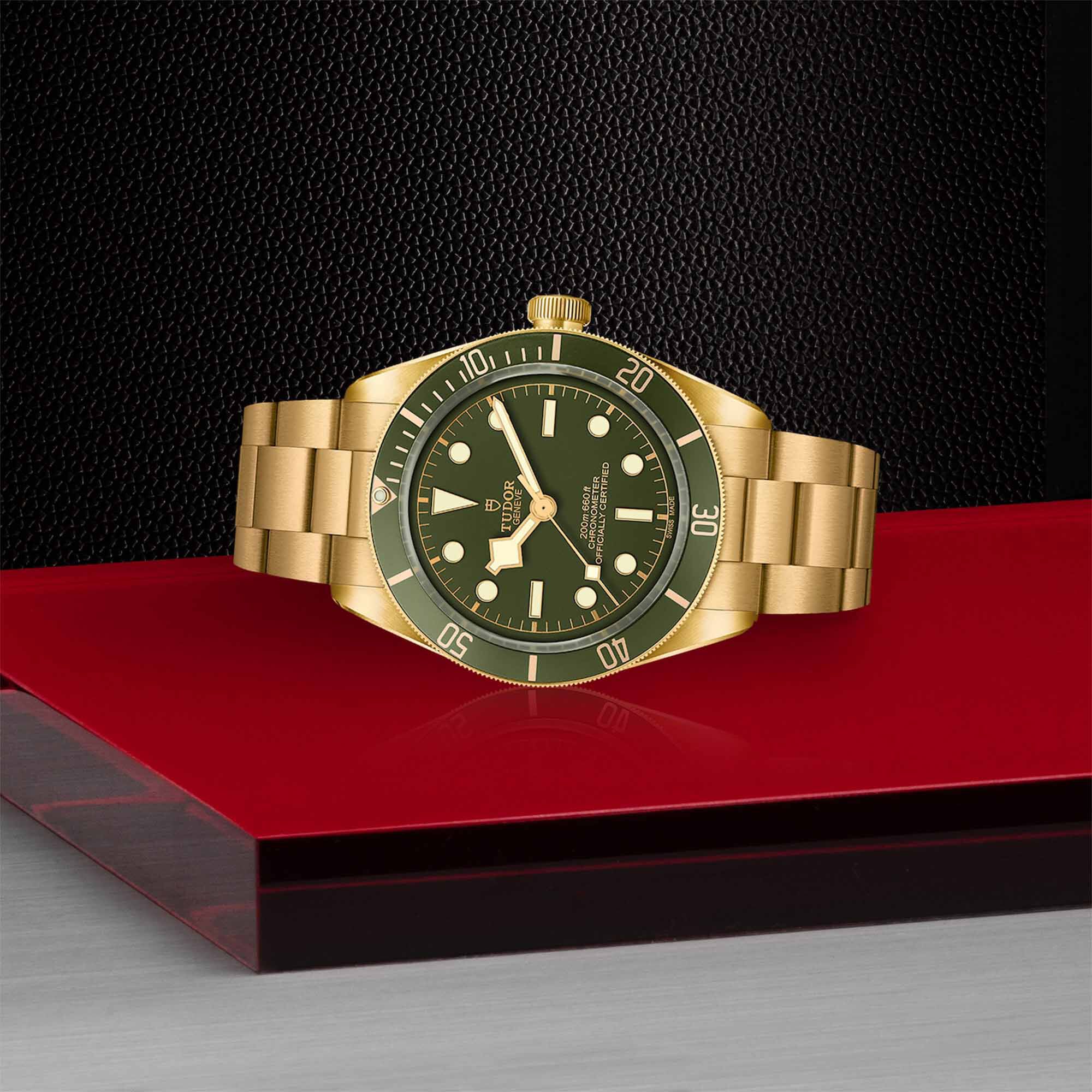 Black bay 58 red deals